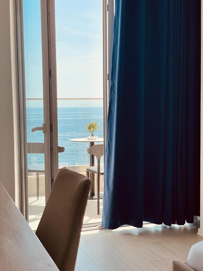 Bed and Breakfast Ionian Terrace Himare Esterno foto